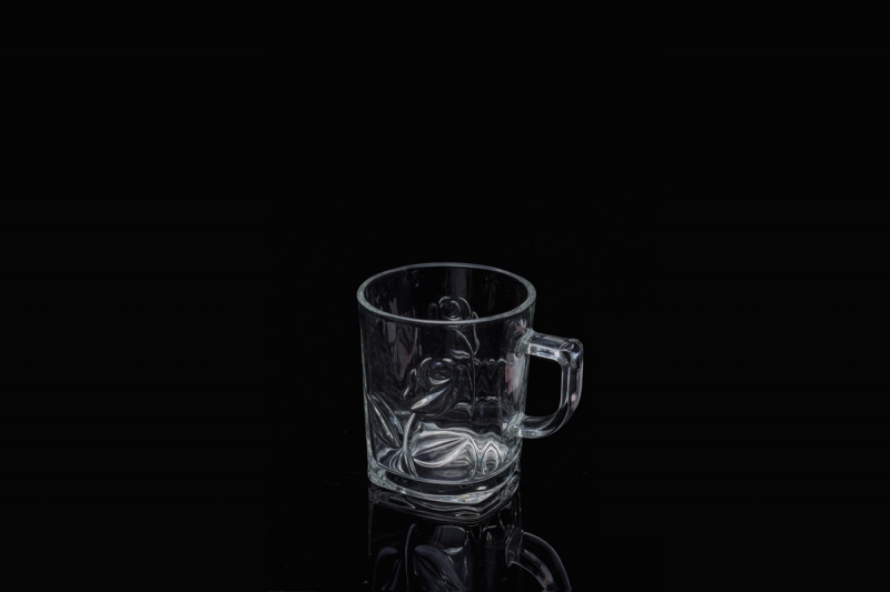 玻璃酒杯的耐热性如何？花季传媒下载黄版能承受多高温度？